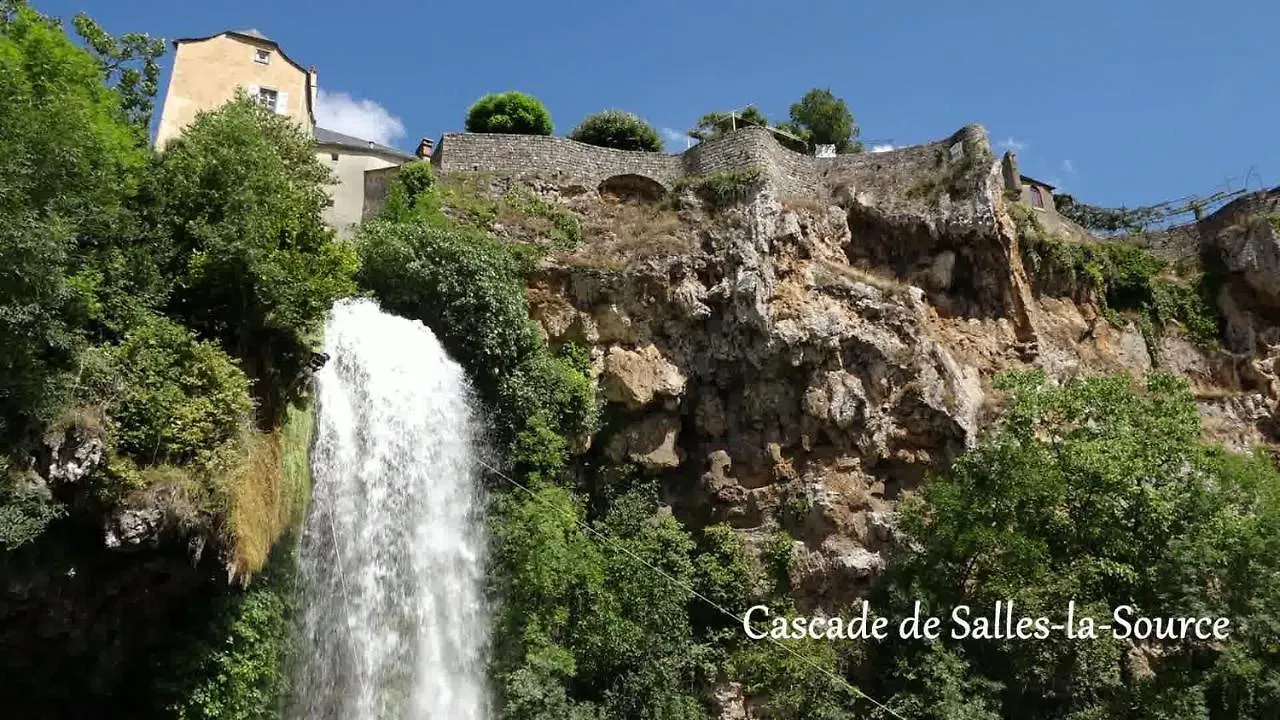 בית נופש Salles-la-Source Gite Des Conquettes